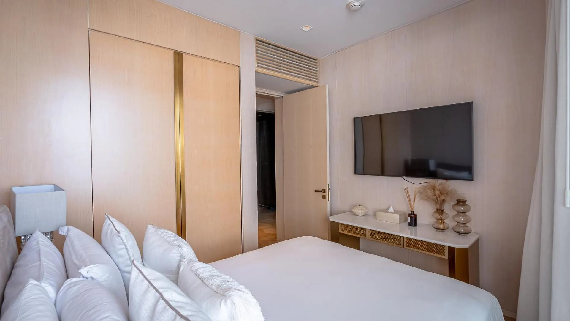 Daniels Stunning 2Br With Full Sea View At Five Διαμέρισμα Ντουμπάι 0*,